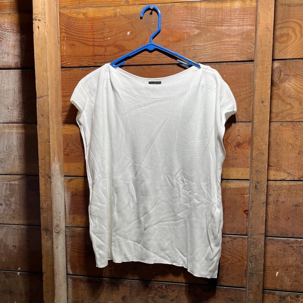 NWOT cap sleeve sweater